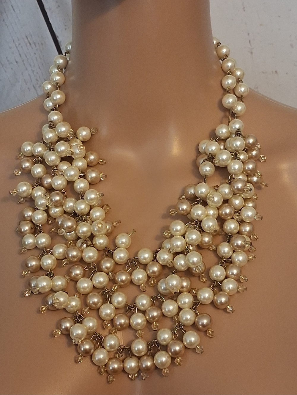 Stella And Dot Sophia Cream Pearl Statement Necklace With Swarovski Crystals